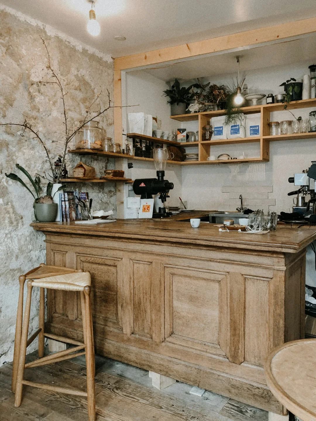 Cafe corner seating